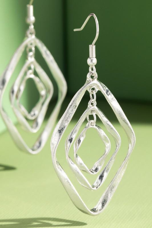 Diamond Shape Layer Earrings